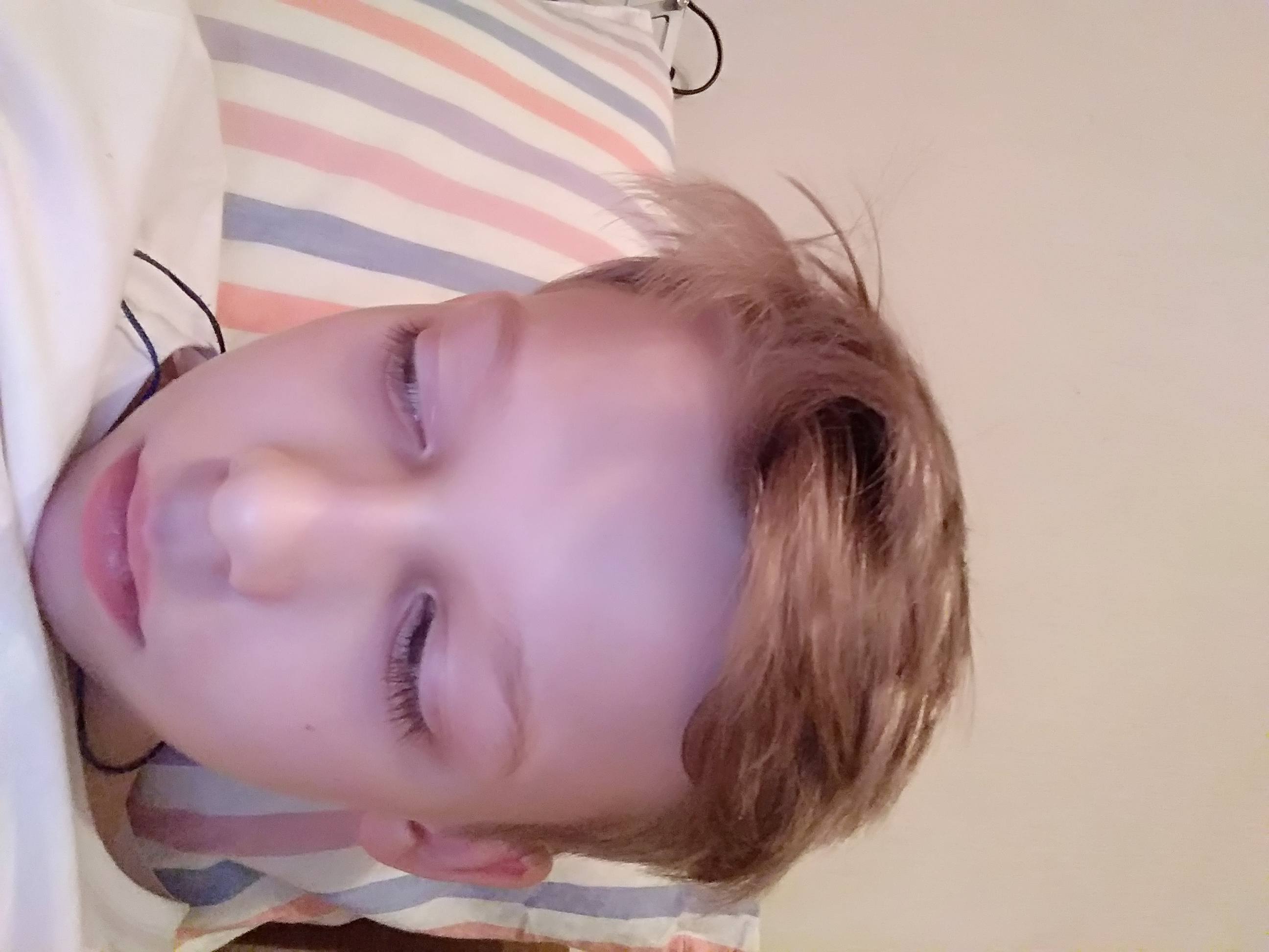 Я МЕЧТАЮ О НОВОЙ КВАРТИРЕ ГДЕ МЫ С МАМОЙ МОЖЕМ ЖИТ