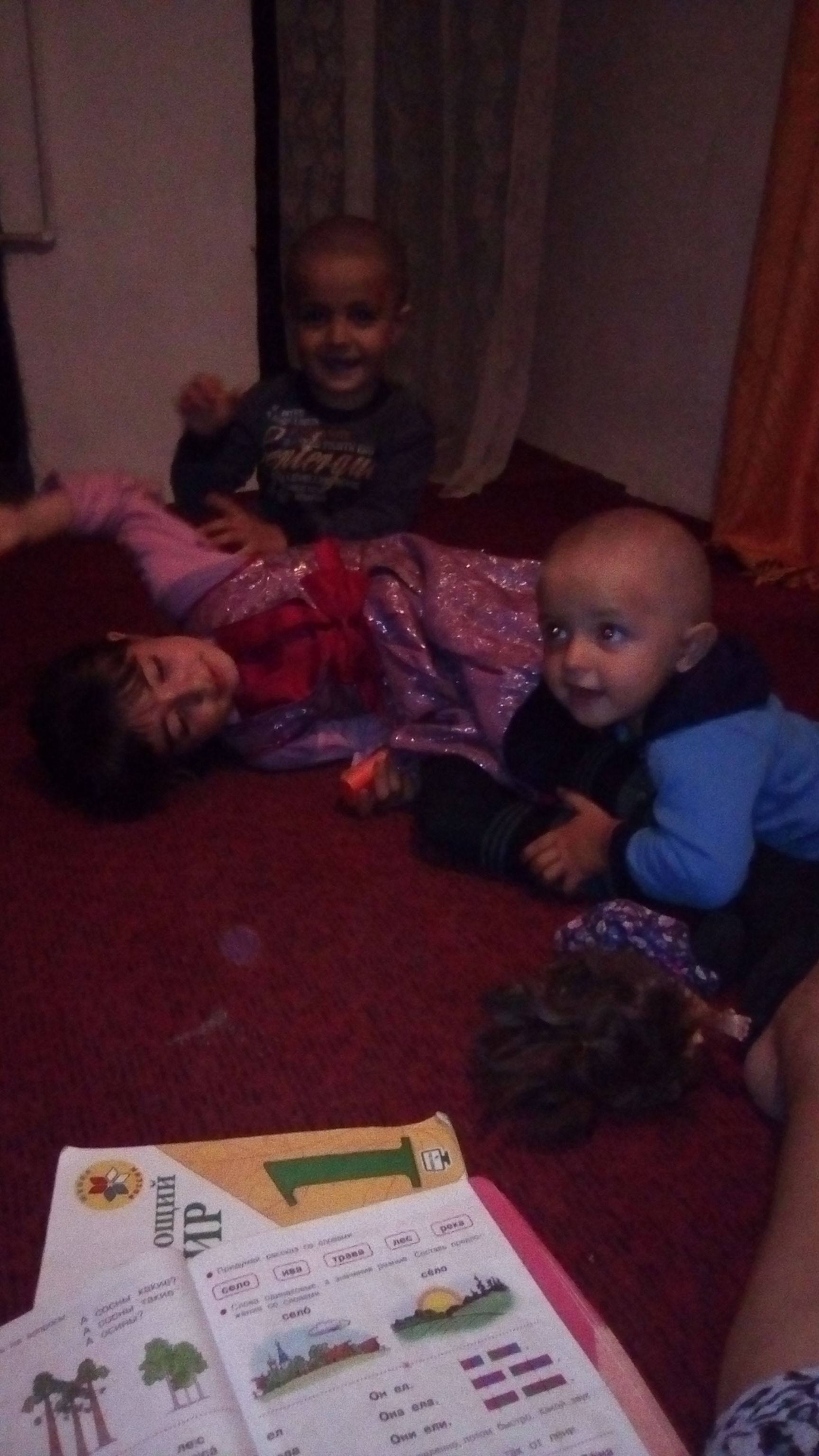 Мечтаем с детьми ,чтоб с голоду не подохнуть,