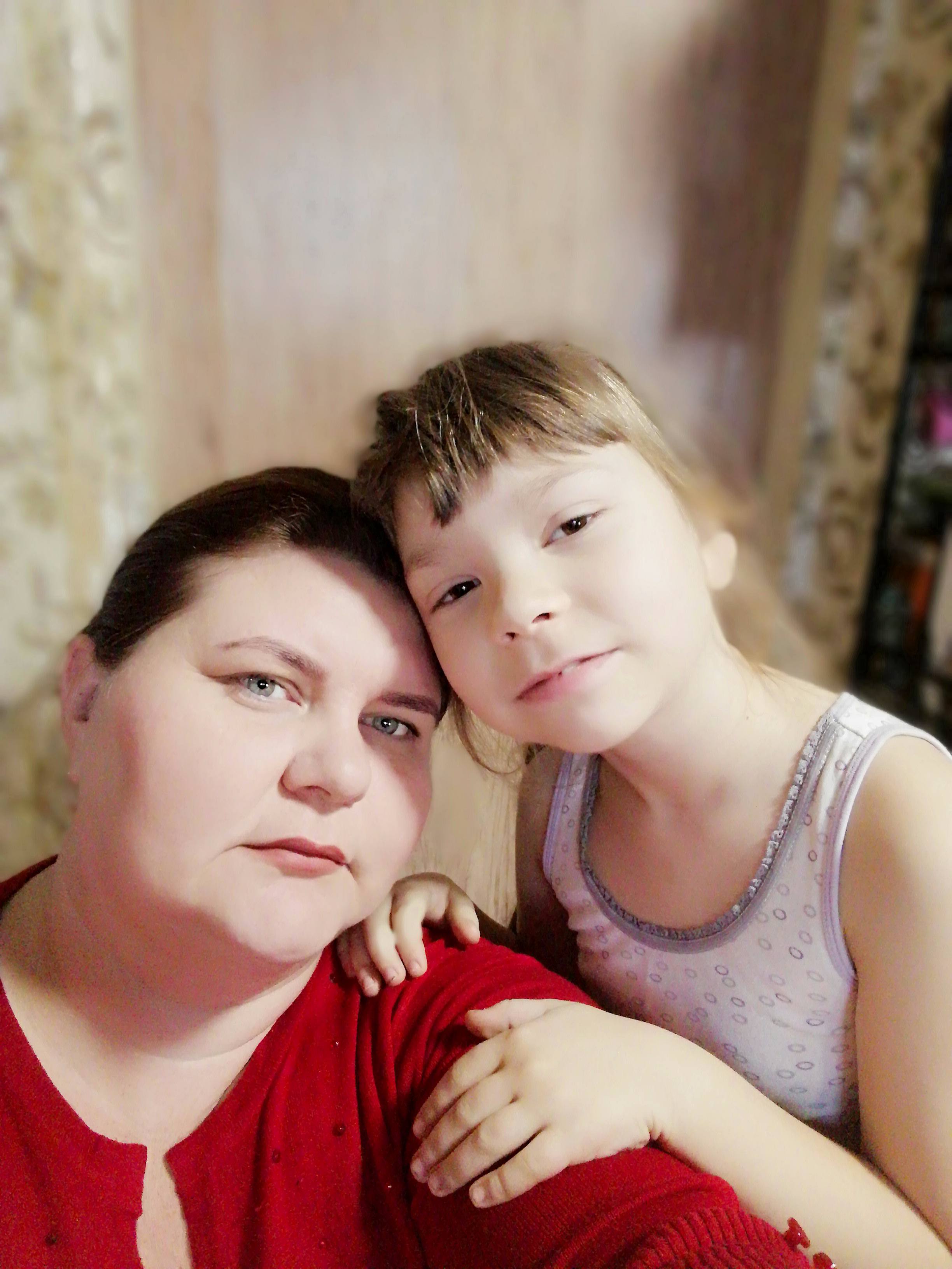 Мечтаю жить без долгов, и спакойно спать.