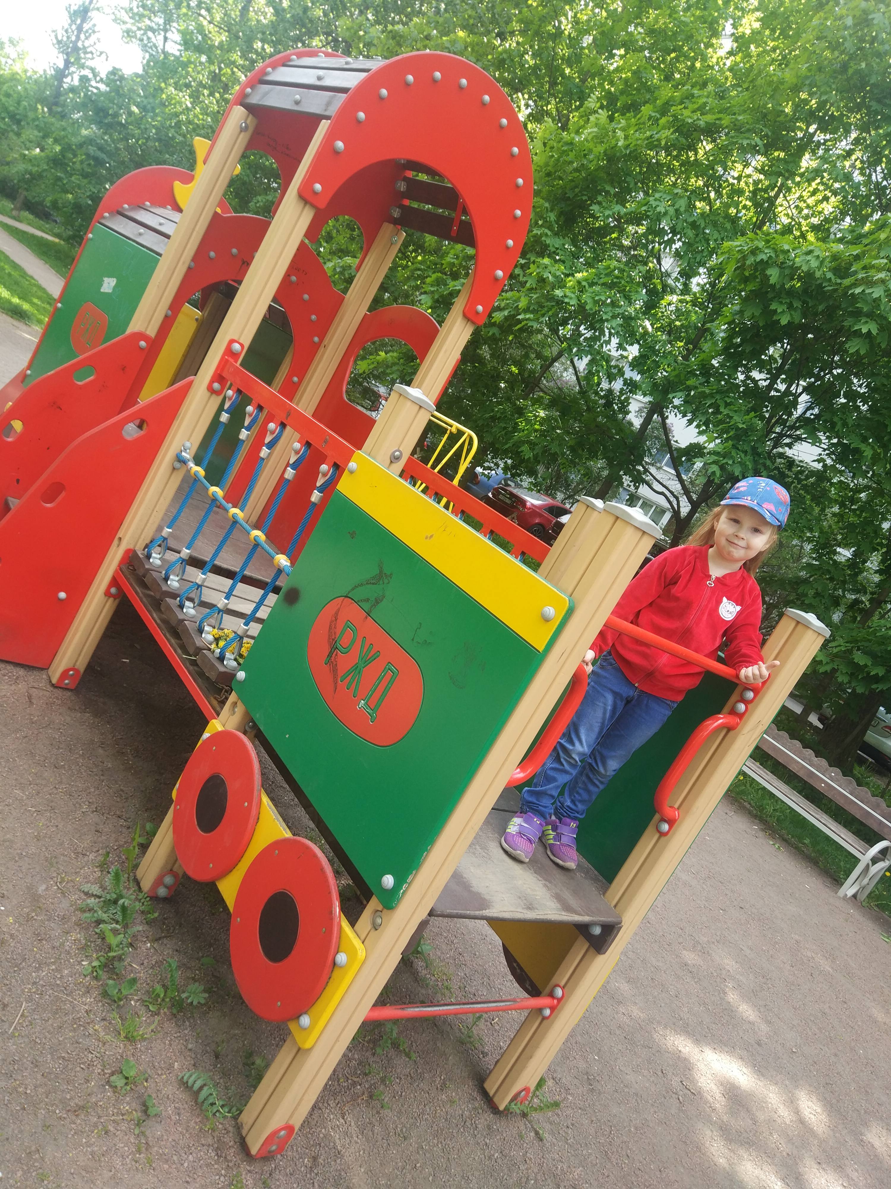 Прошу в долг. Может кто дать под расписку, под %