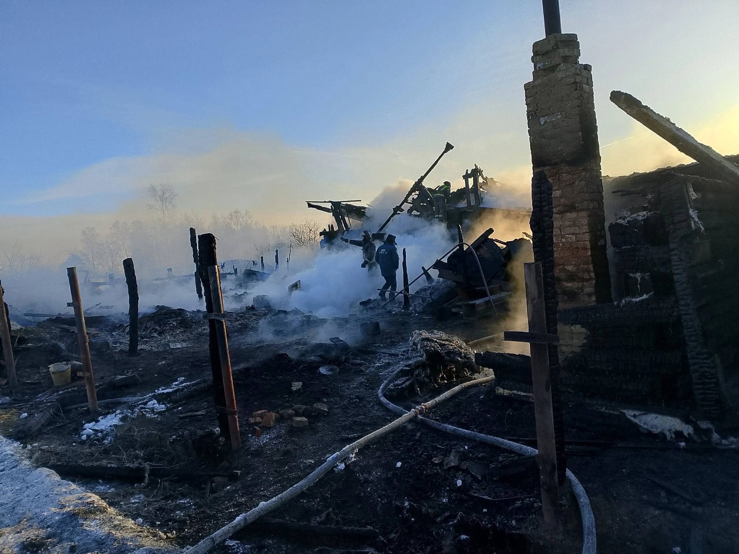 Помогите кто сколько может 🙏