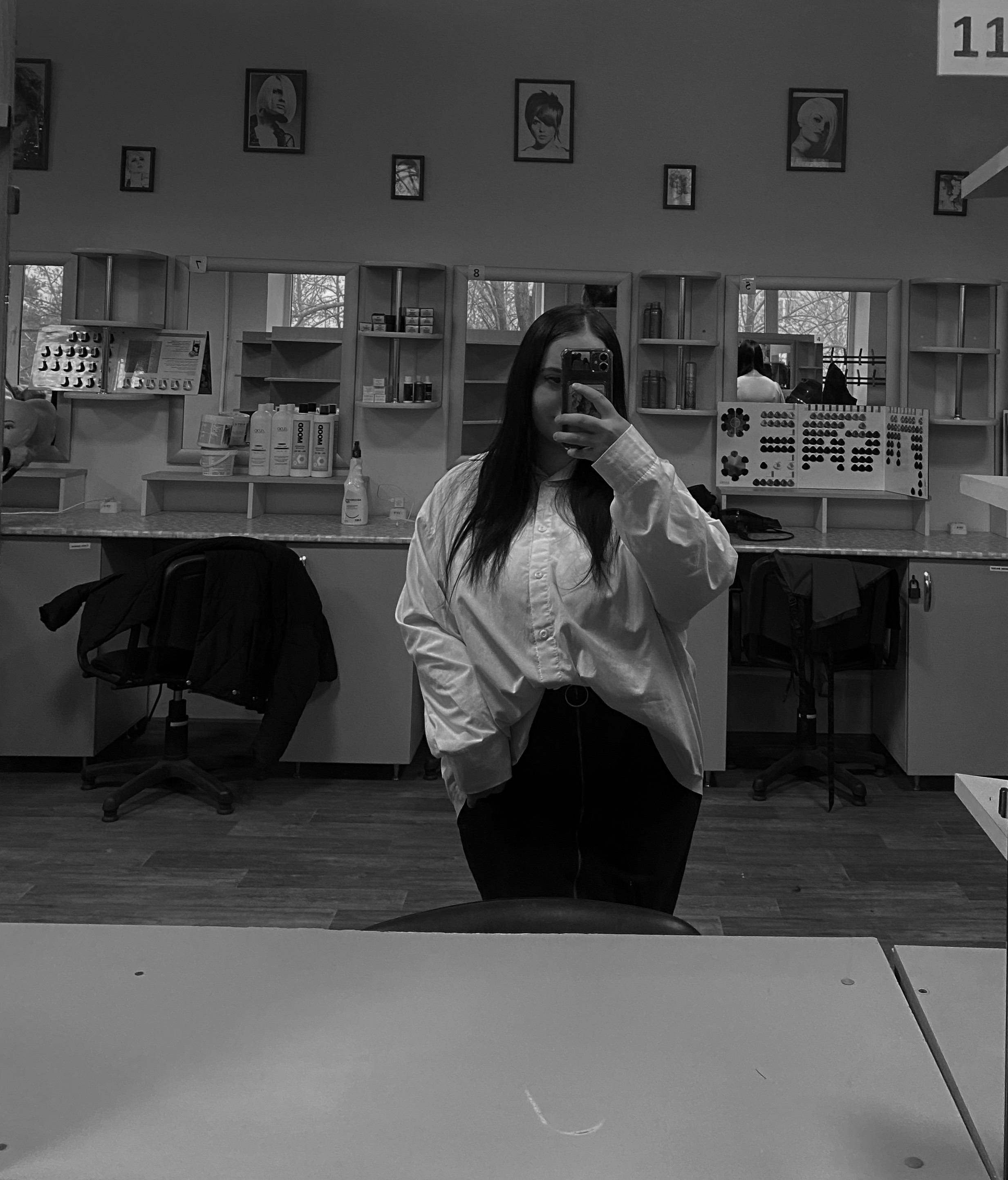 2204240296710231 пожалуйста 🙏🏼