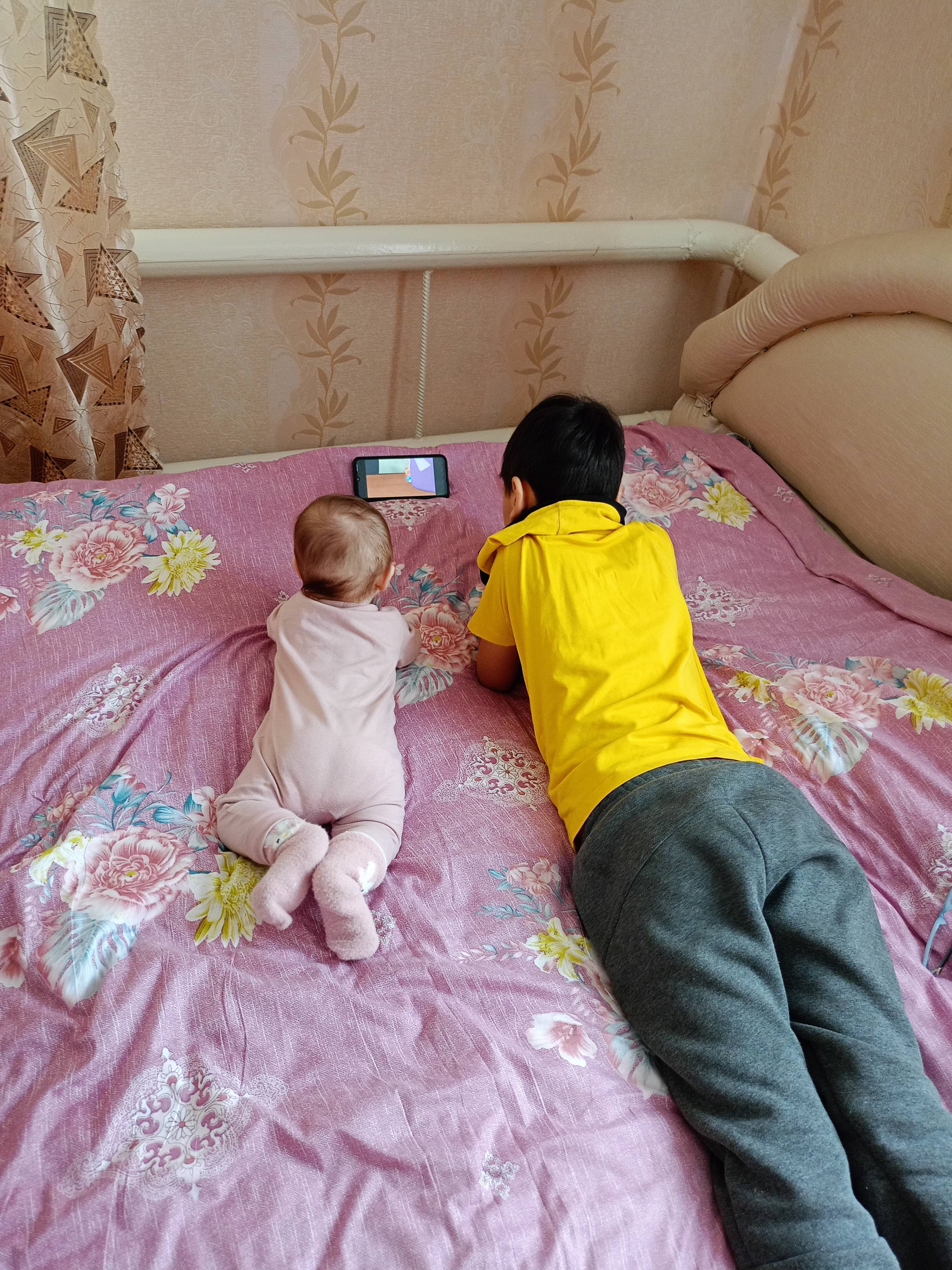 Хочу преобрести смесь, памперсы, отдать долги