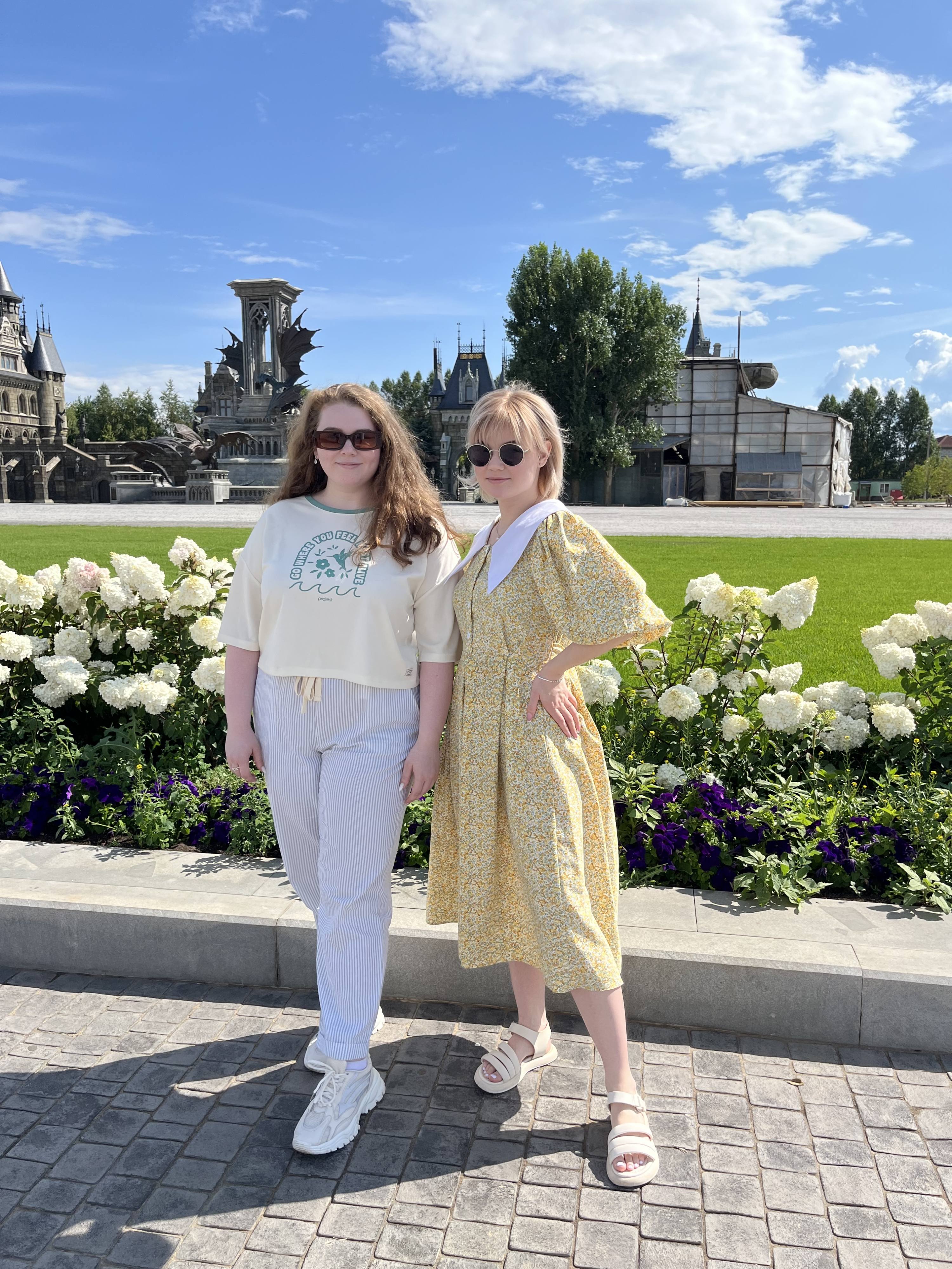 Мечтаю поехать на свадьбу к подруге