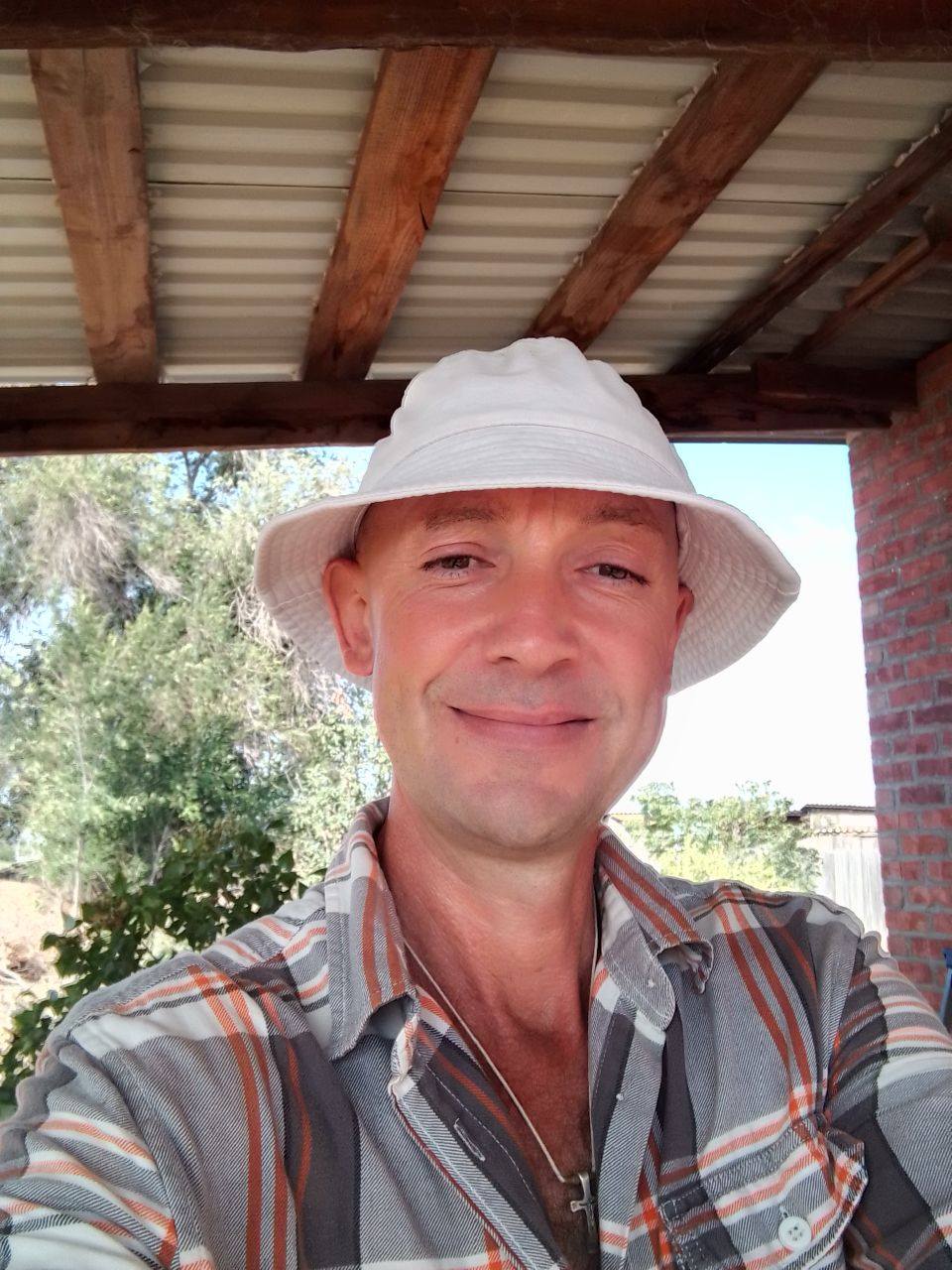 Хочу поставит построить новый забор.