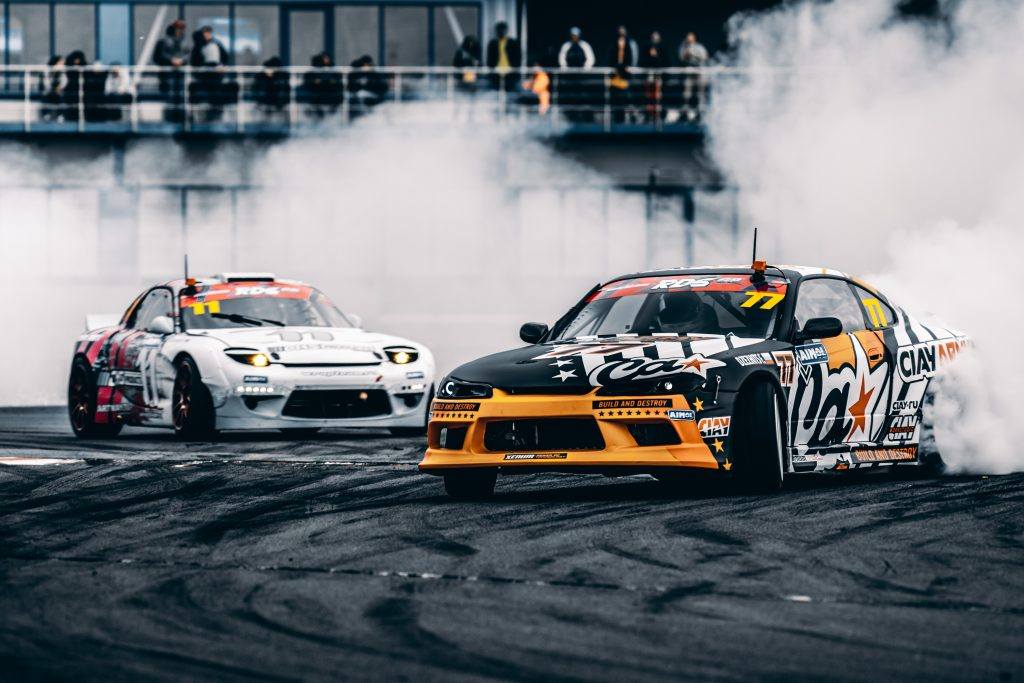 Мечтаю приобрести спорт-кар