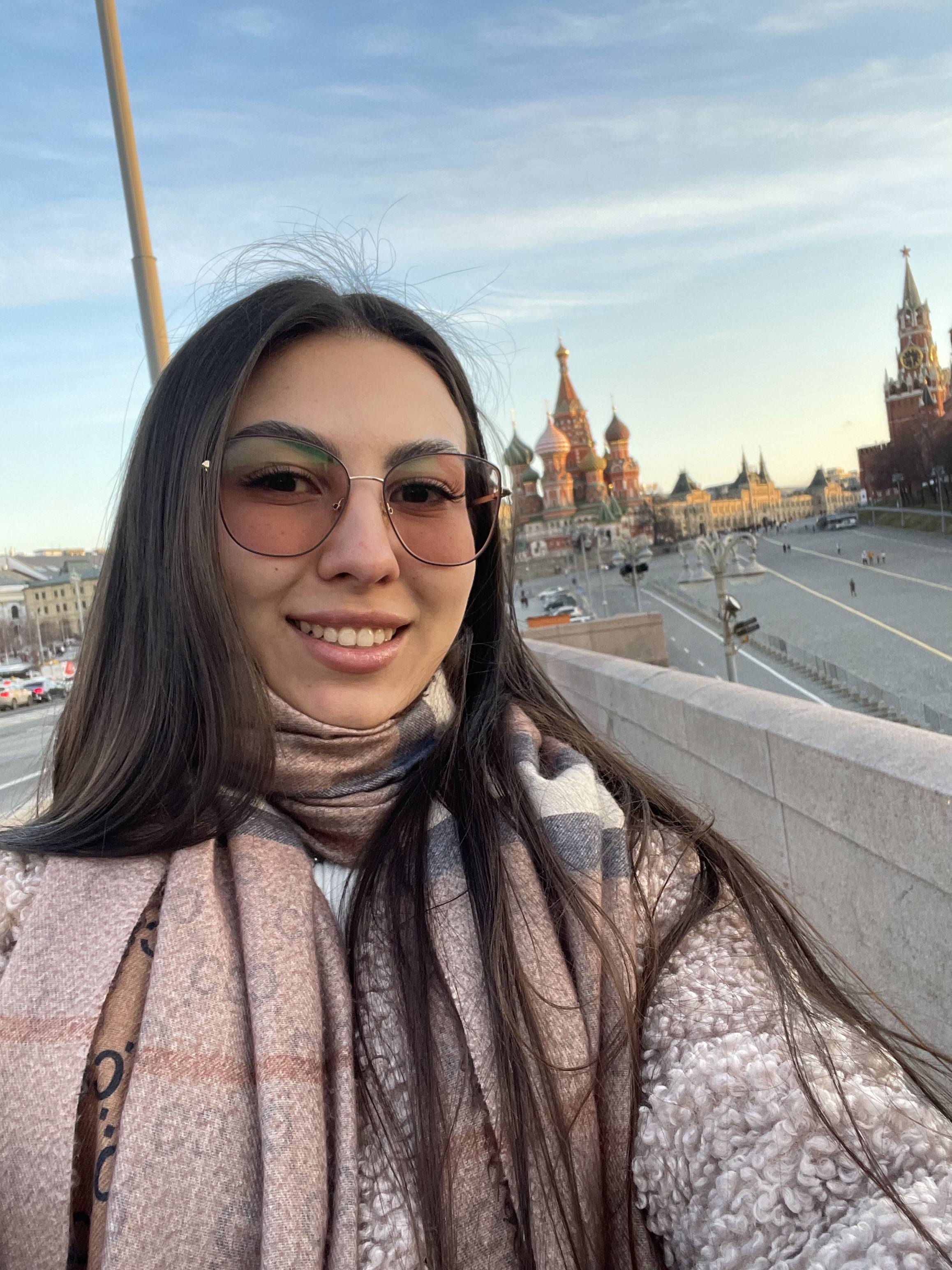 Мечтаю о ровных и целых зубах и красивой улыбке!