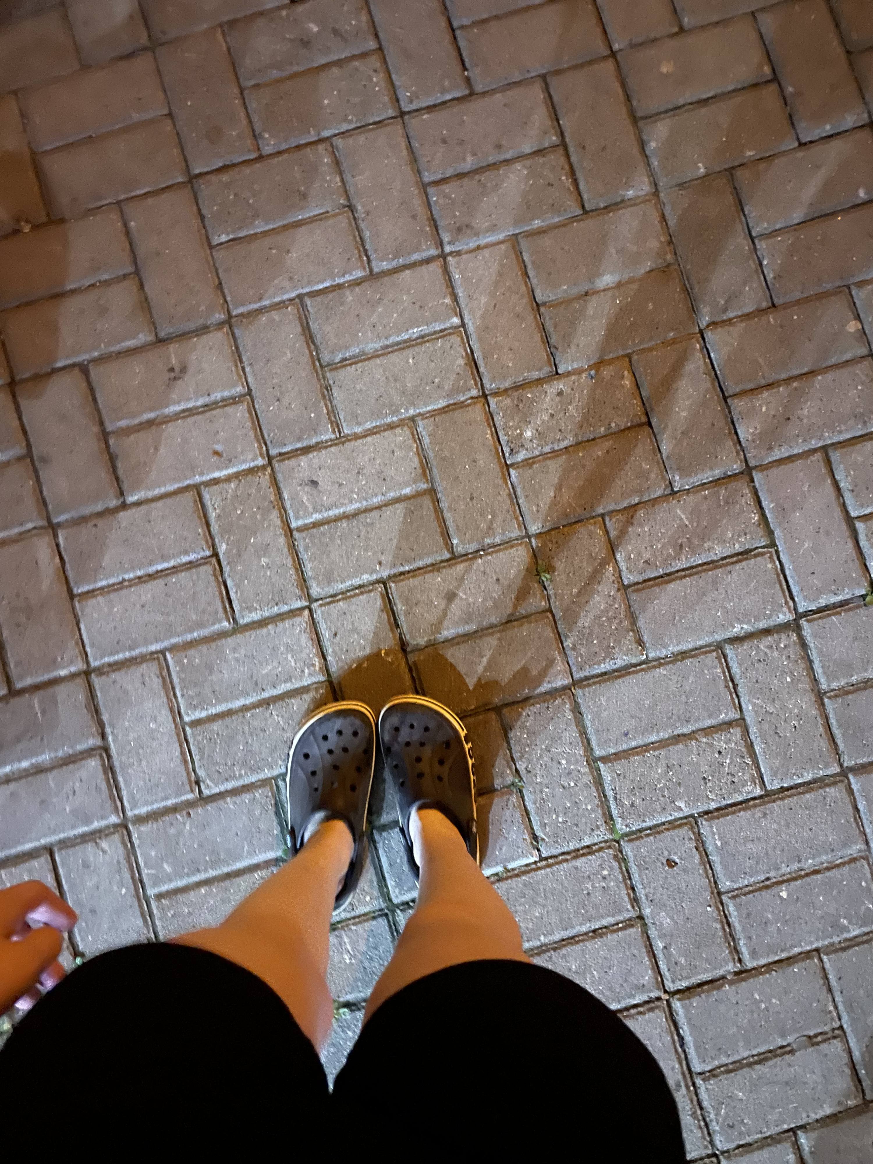 мечтаю позволить себе хотя бы маленькие радости