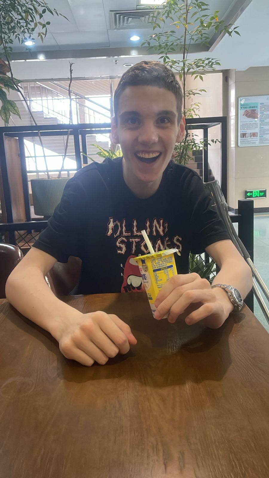 Помогите ,пожалуйста продлить жизнь  внуку