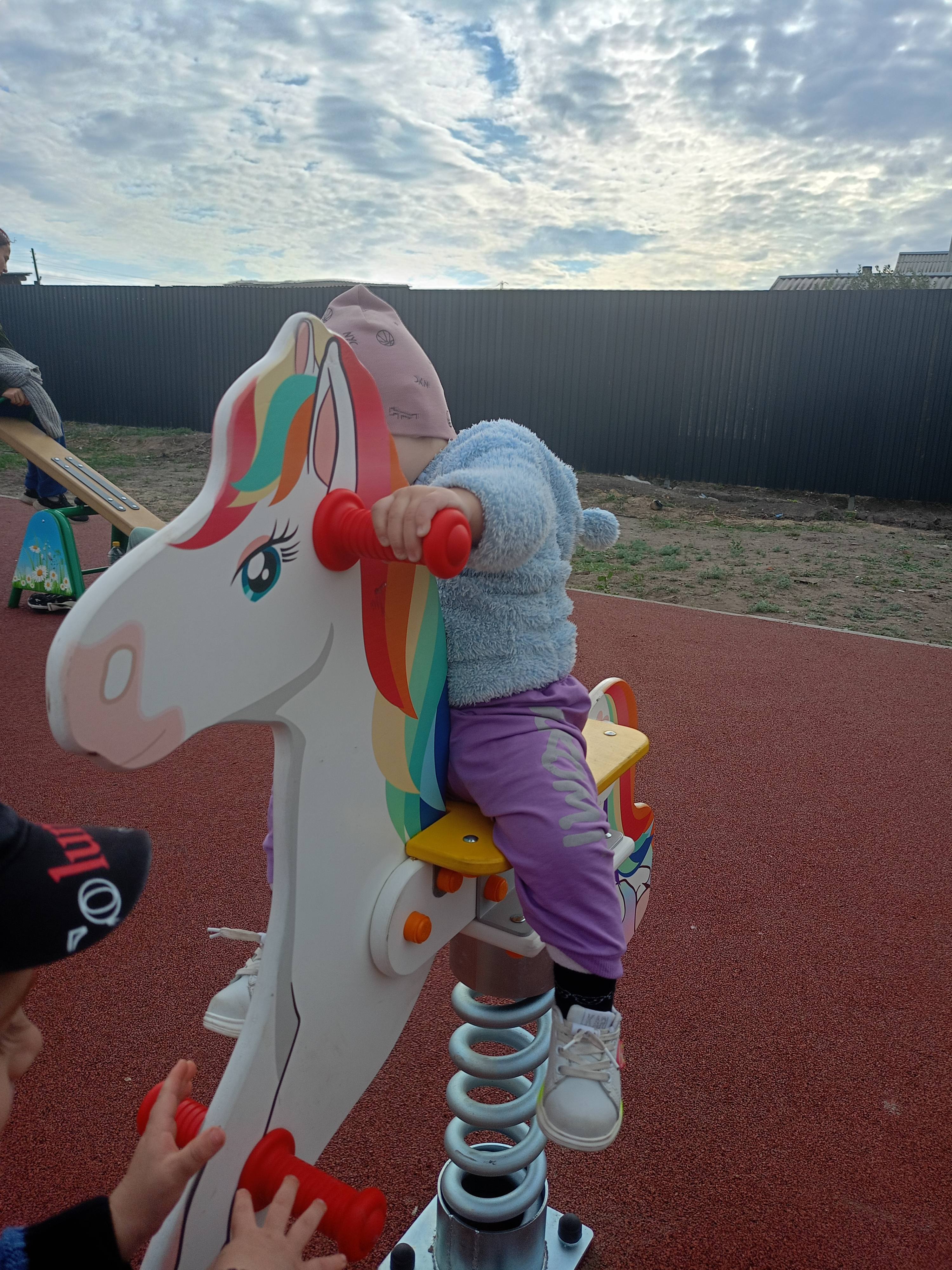 Плмогите выбраться из долговой ямы