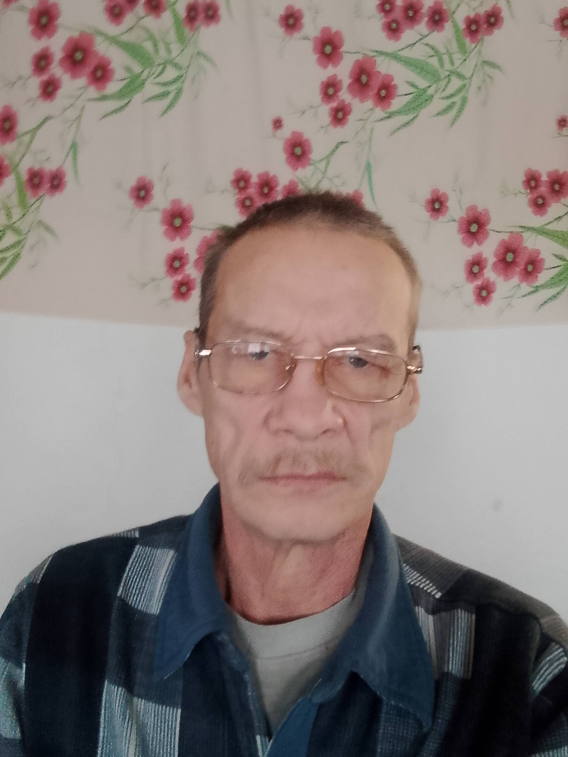 Нужны деньги на продукты питания.