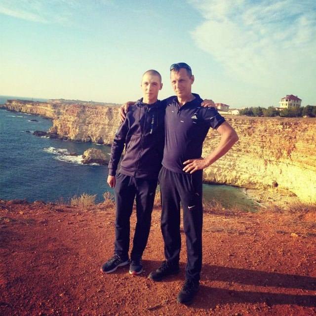 Помогите с денежной взломали мошенники пожалуйста