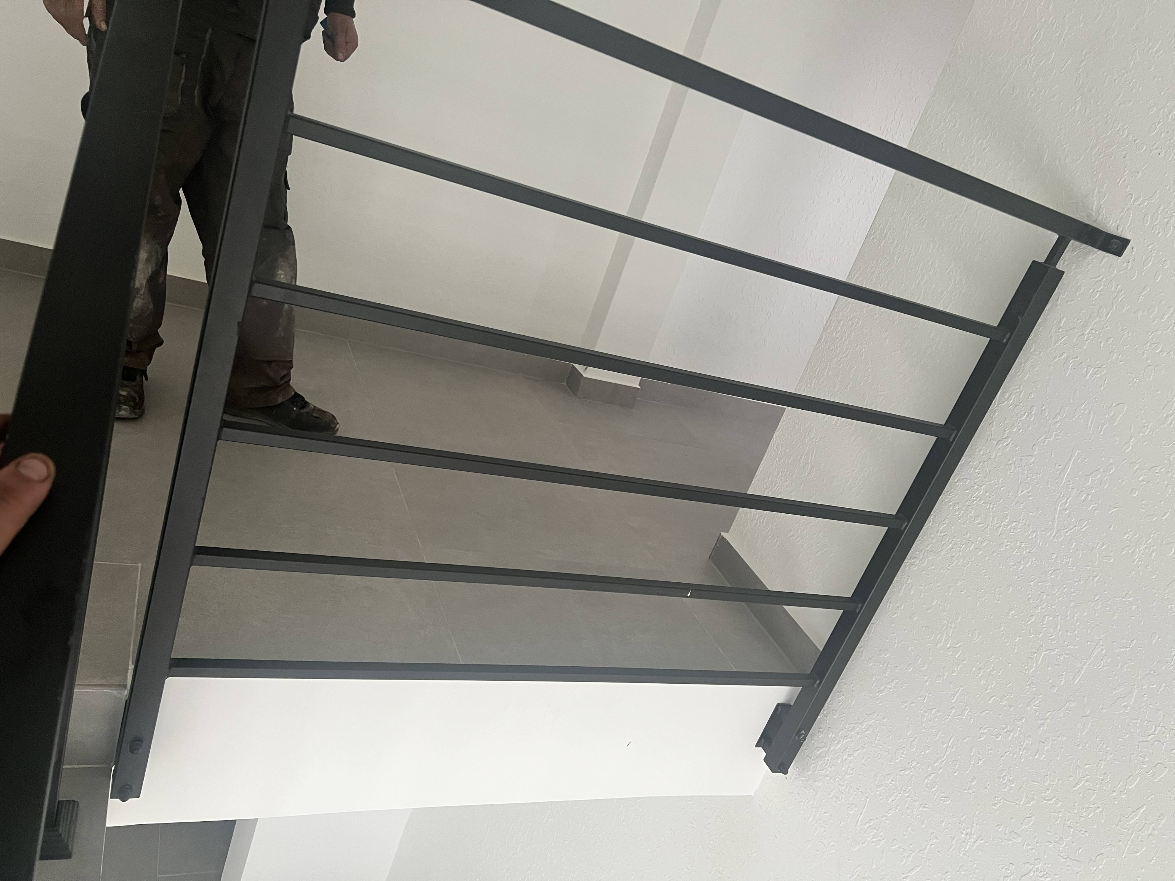 не хочу просить помощи но я уже на гране