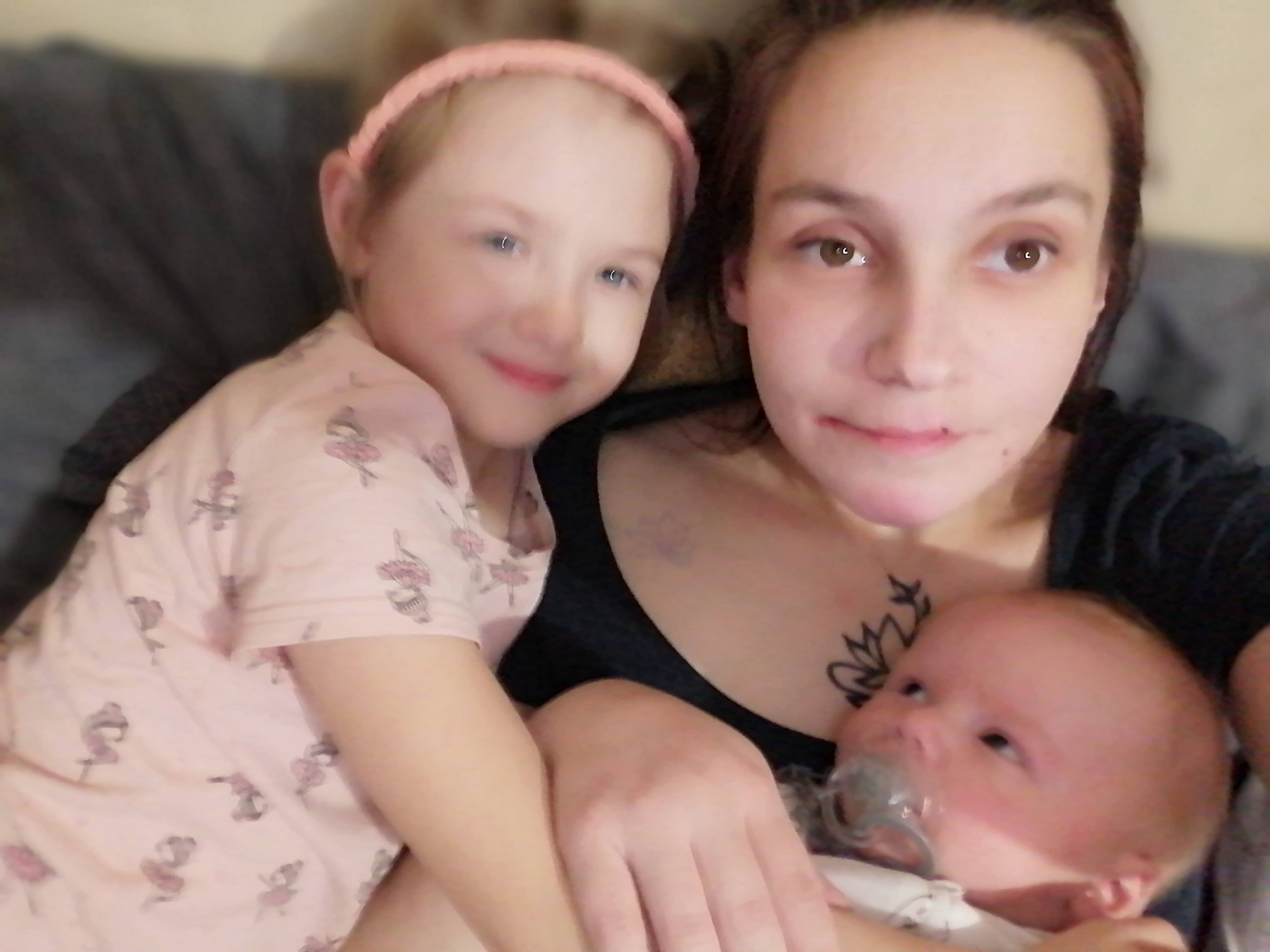 На смесь, лекарства, или жкх