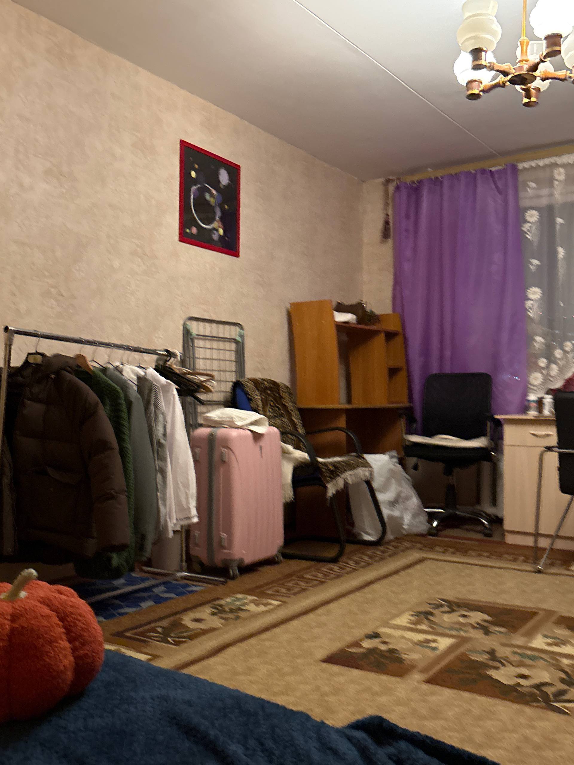 Прошу помочь встать на ноги