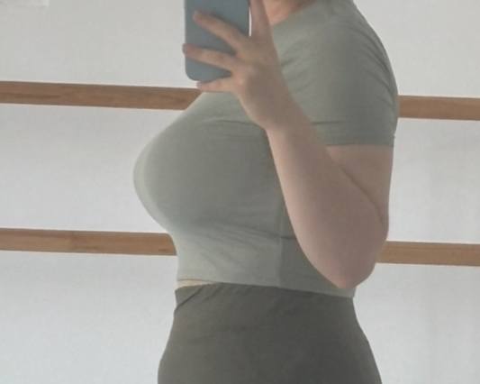 У меня проблема связанная с моей большой грудью.