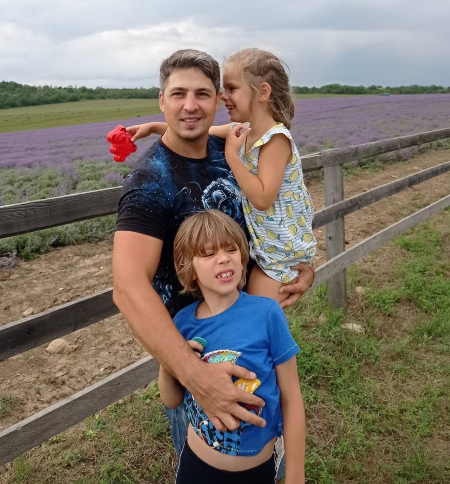 Помогите детям аутистам купить бассейн