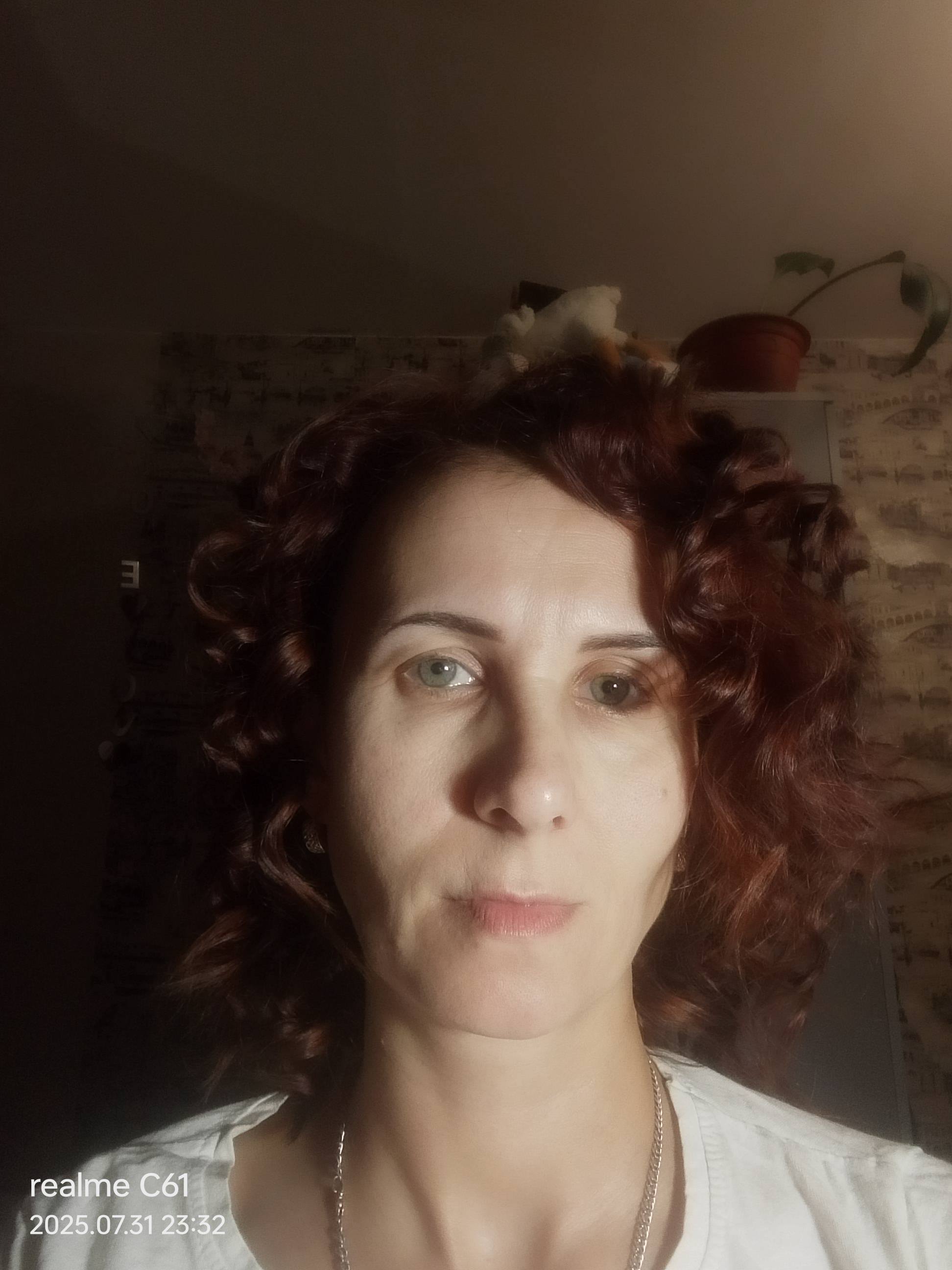 Помогите пожалуйста исполнить мечту вставить зубы