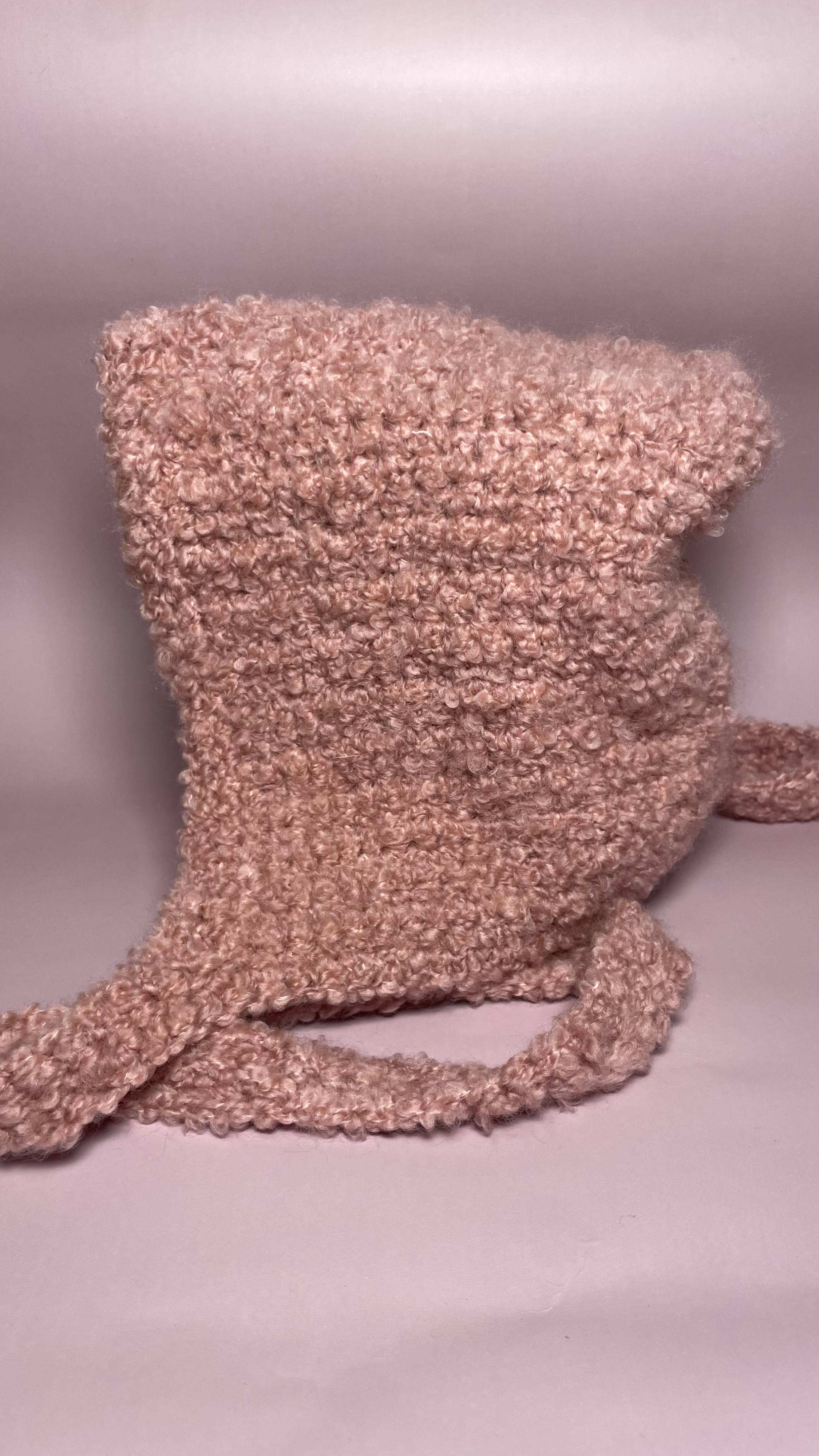 Прошу помочь или в долг