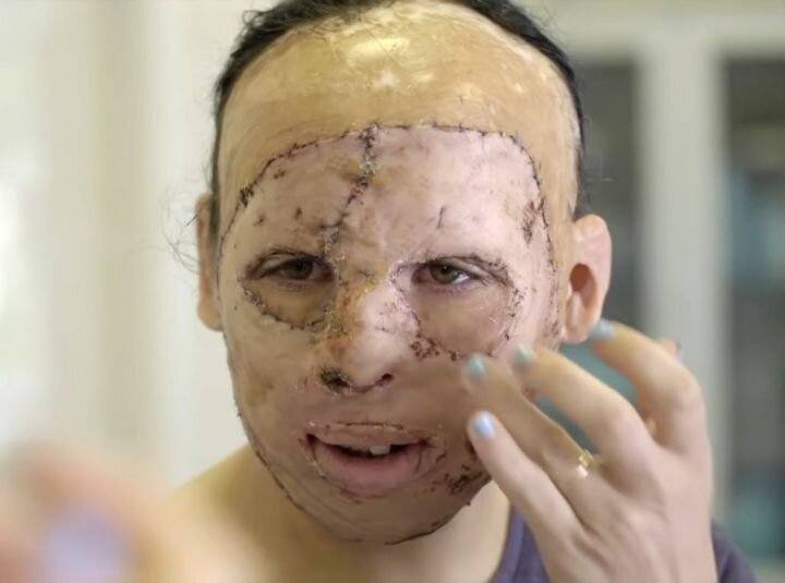 Уехать. Позвали на работу