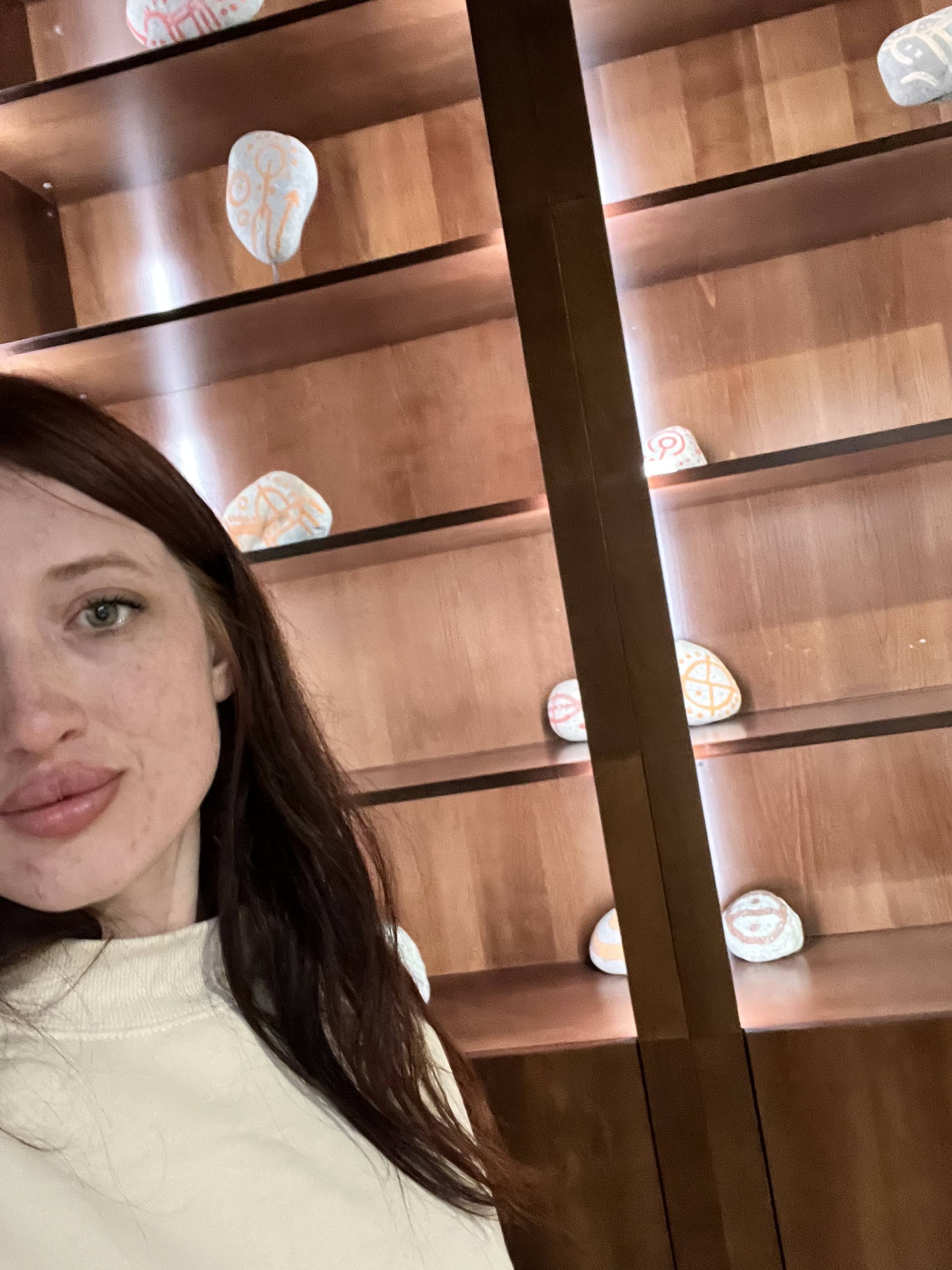 Заточение в замке, Спасите..