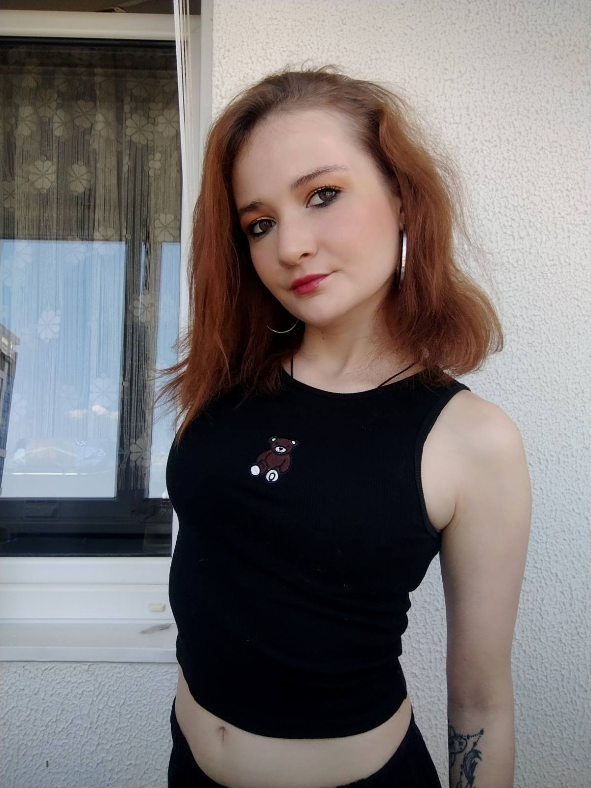 Помогите мне пожалуйста, напала на мошенников