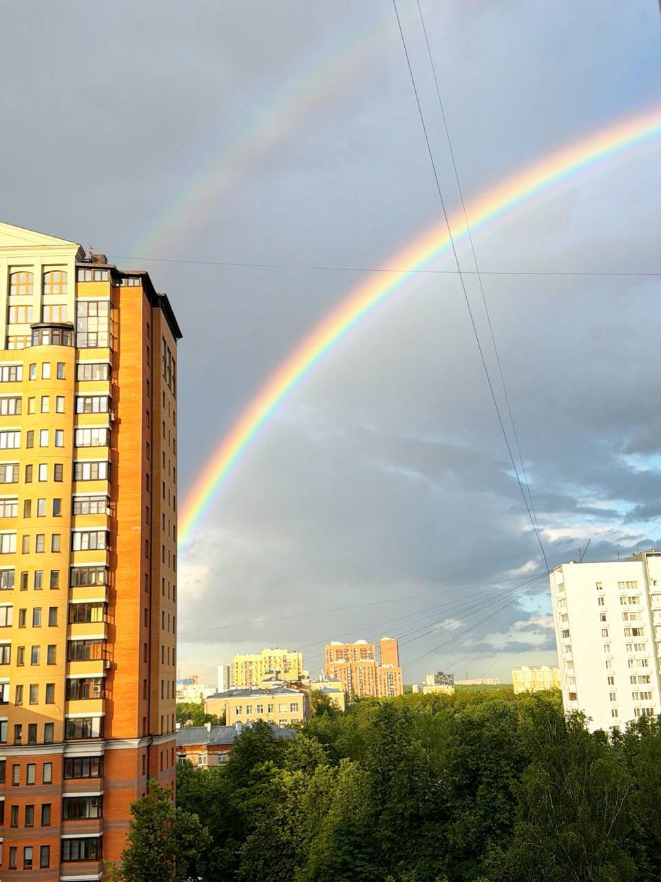 Кто может и кому несложно помочь.