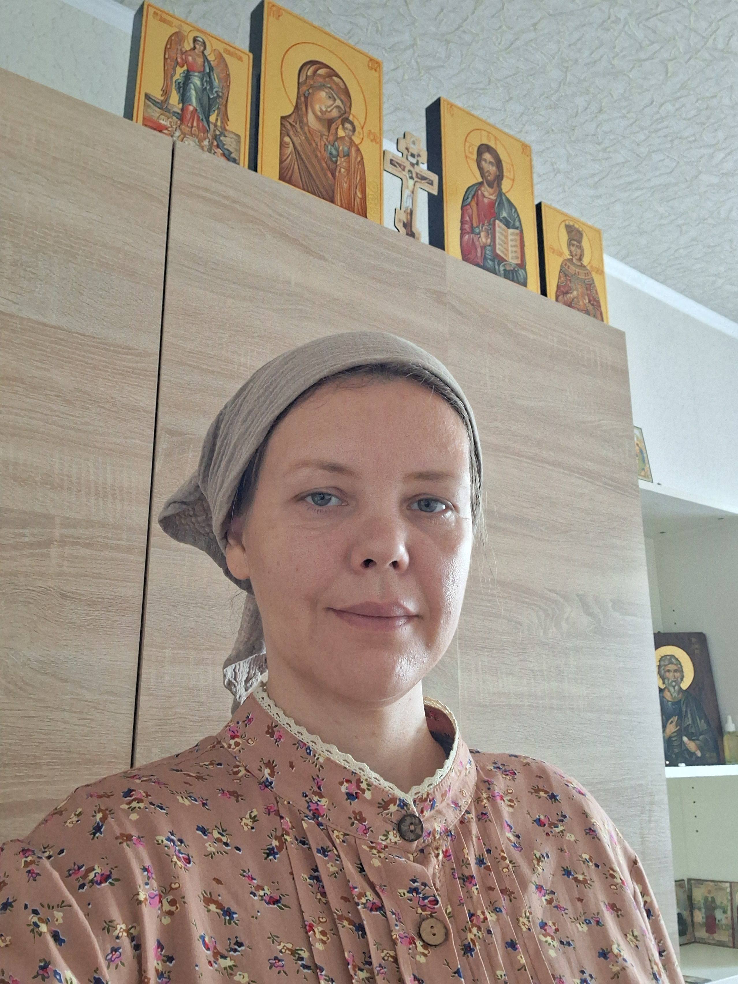 Помогите верующей собрать на комнату в общежитии..